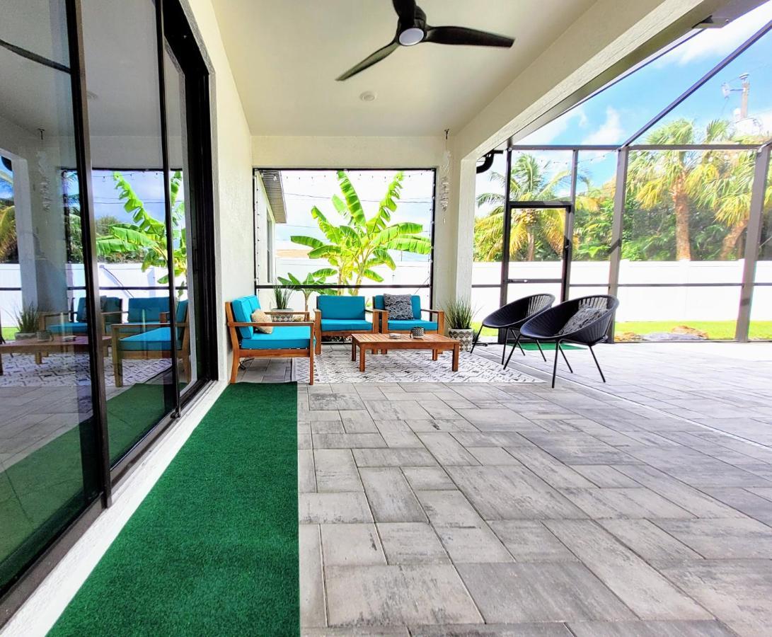 Blue Door Retreat - Luxury Pool Home - Sleeps 8 Cape Coral Kültér fotó